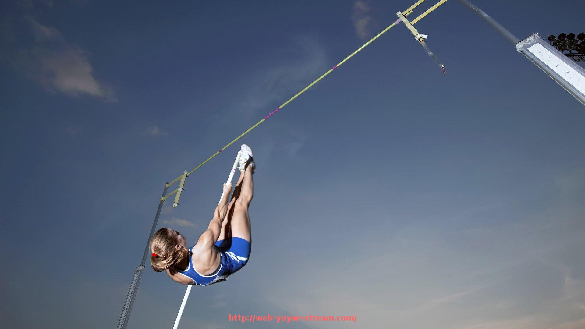 雨燕直播-躺着蹬腿那种健身器材在体育腿部力量训练中的效果探讨